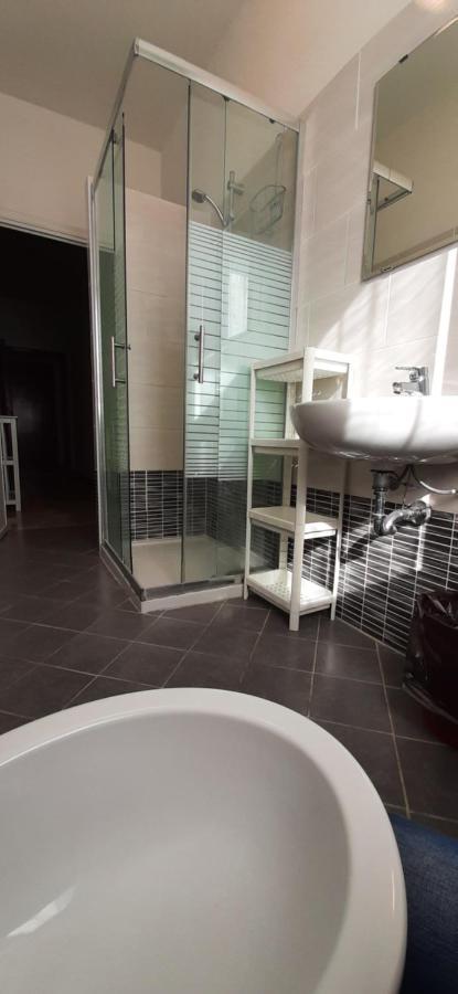 Bike And Breakfast Apartments ปิเอตราลิกูเร ภายนอก รูปภาพ